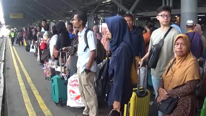 Dampak Banjir Jakarta, 5 Rute Kereta Api Jarak Jauh Terganggu