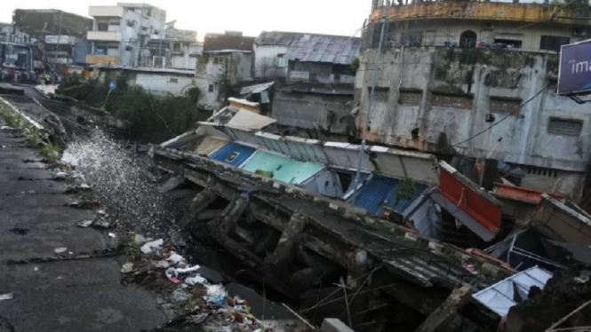 Viral Jalan Ambles, Pemkab Jember Tetapkan Status Darurat Bencana (Foto Istimewa)