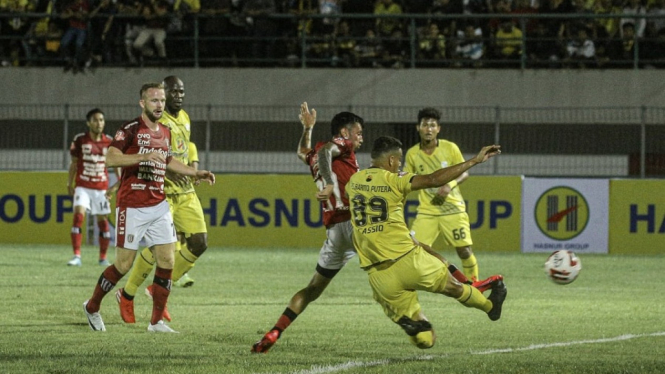 Liga 1 2020 - Barito Putera 1-2 Bali United, mental para punggawa Laskar Antasari makin memburuk usai kembali menelan kekalahan