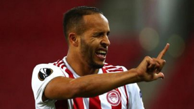 Yousef El Arabi cetak gol Olympiakos vs Wolves 1-1