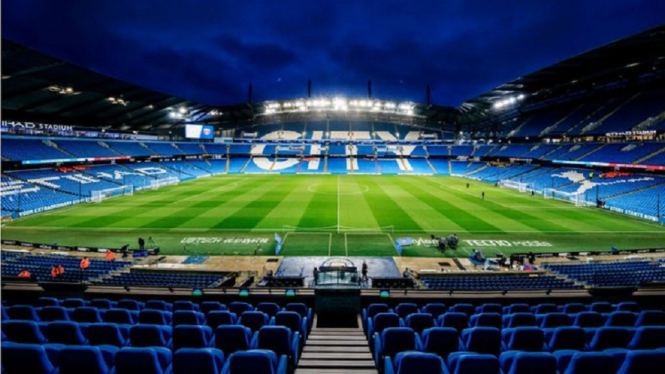 Stadion milik Manchester City, Etihad menjadi salah satu stadion dunia yang digunakan untuk memerangi Covid-19