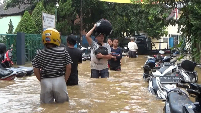 Banjir di Bandung Selatan Jawa Barat Meluas, Ribuan Rumah Kebanjiran 3 Meter