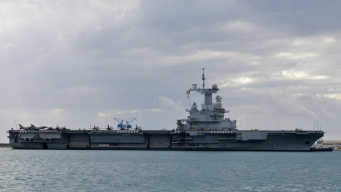 Tragis, Hampir 700 Tentara di Kapal Induk Prancis Dinyatakan Positif Virus Corona (Foto Reuters-Stefanos Kouratzis)