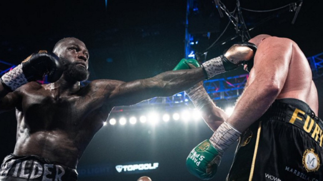 Deontay Wilder harus jalani operasi bisep kirinya usai kalah dari Tyson Fury