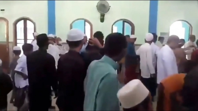 Video Viral Orang Marah-Marah di Masjid Karena Tidak Ada yang Mau Menjadi Imam (Foto Tangkap Layar Instagram)