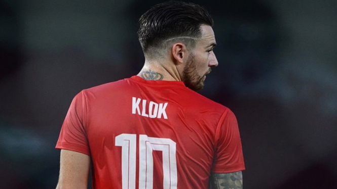 Persija Marc Klok nomer 10