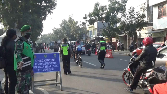 PSBB Hari Pertama di Bandung Raya, Masih Banyak Pelanggaran