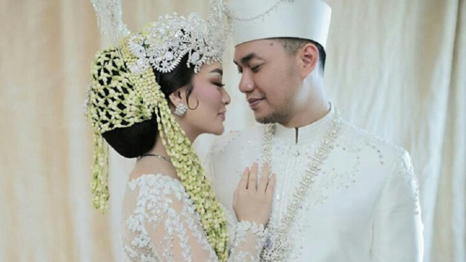 (Zaskia Gotik-Sirajuddin Mahmud/ Foto: Instagram@zaskia_gotix)