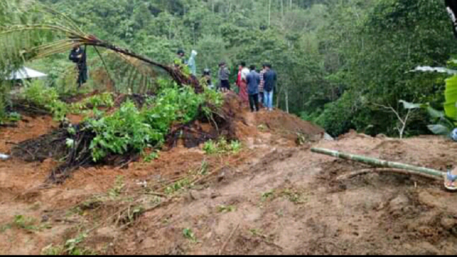 Bencana Tanah Longsor Telan Tiga Korban Jiwa di Polewali Mandar 2