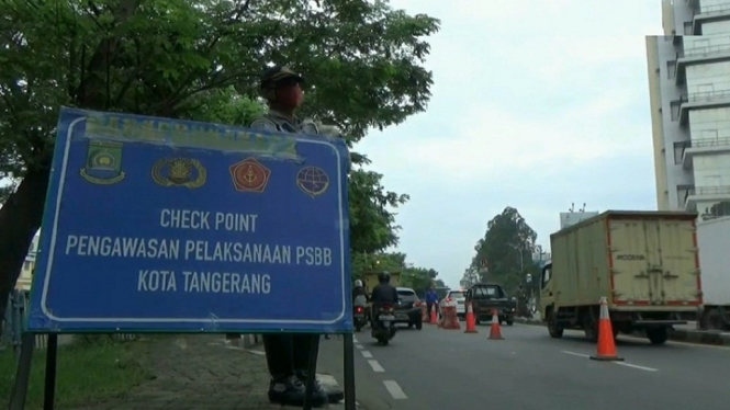 PSBB TANGERANG RAYA DIPERPANJANG - TANGERANG BANTEN