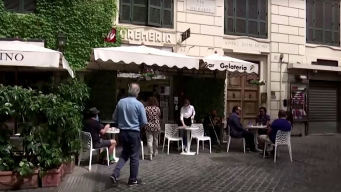 kafe di roma reuters