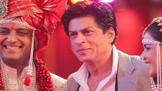 Saat Shah Rukh Khan, Akshay Kumar dan Shahid Kapoor Hadir di Pesta Pernikahan (Foto Instagram @Etimes)