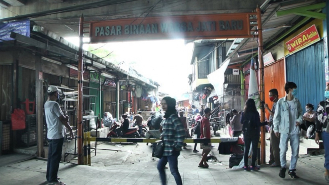 Penertiban PKL Tanah Abang, Jakarta Pusat. (ANTV Erlang Purbaya).