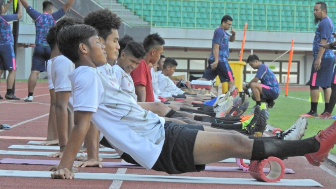 Timnas U19 Pemain latihan Mandiri Dampak Pandemi virus Corona Pemusatan Latihan ditunda