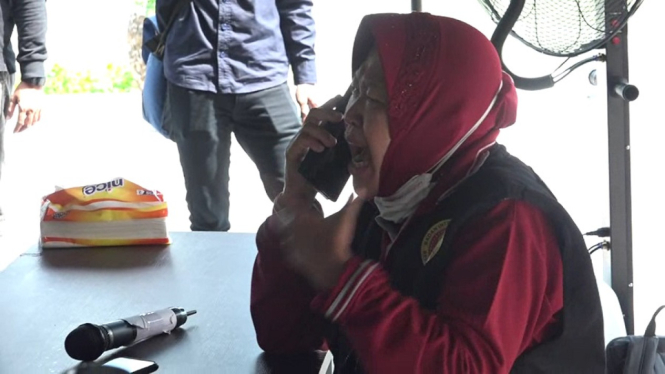 Risma Marah-marah Mobil PCR Dipindahkan dari Surabaya