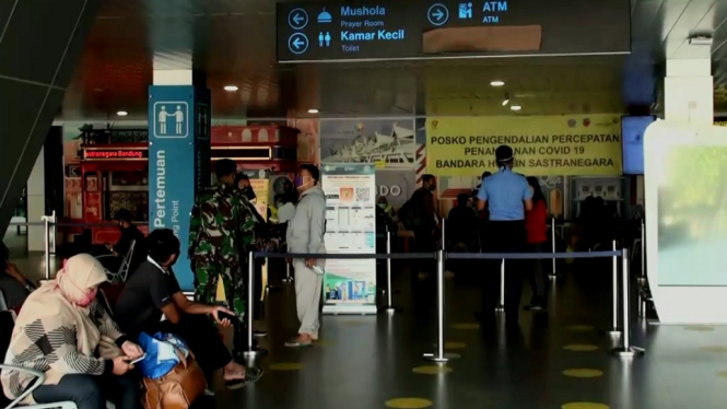 Bandara Husein Sastranegara Pulangkan Calon Penumpang Tanpa Dokumen Terbang