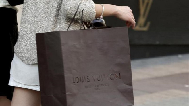Seorang WNI Ditangkap di Bandara Melbourne Karena Mencuri Tas Louis Vuitton