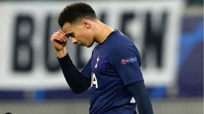 Dele Alli dihukum 1 pertandingan