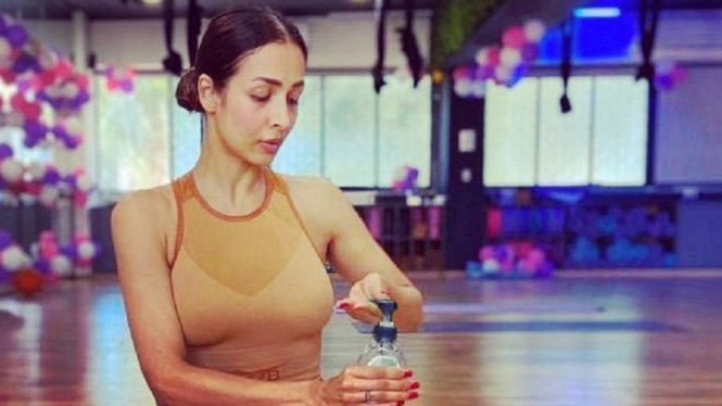 Aktris Bollywood Malaika Arora Diisukan Positif Covid-19 Pasca Tes Massal (Foto Instagram)