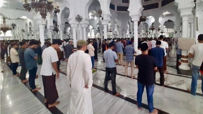 Dewan Masjid Indonesia Imbau Sholat Jumat Dilakukan Dua Gelombang (Foto Dok. Istimewa)