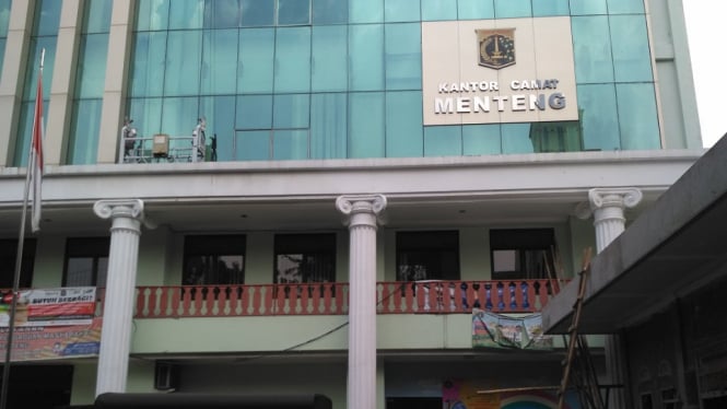 kantor camat menteng