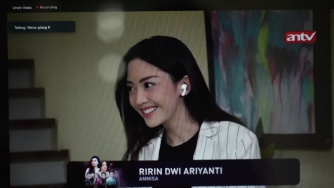 Cara Ririn Dwi Aryanti Jaga Protokol Kesehatan di lokasi syuting "Bukan Salah Cinta" antv (foto tangkap layar presconferens virtual antv)