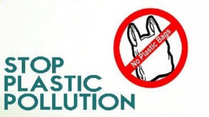 Stop kantong plastik menurut Kepala Dinas Lingkungan Hidup DKI Jakarta Andono Warih menyatakan bahwa hal itu menjadi tantangan paling besar di pasar-pasar tradi