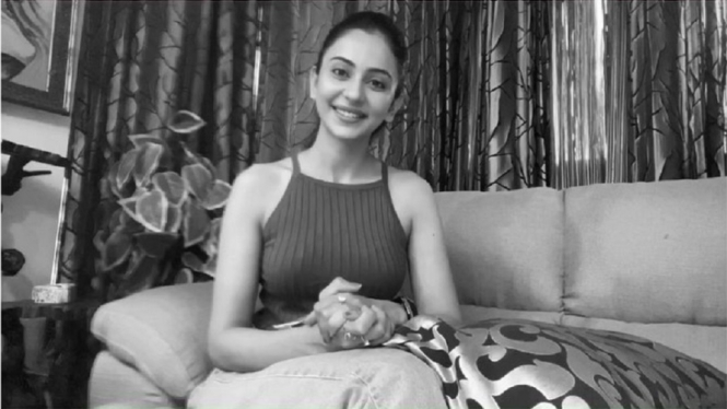 Unggah Foto Menggoda, Penggemar Rakul Preet Singh Terkejut (Foto Instagram)