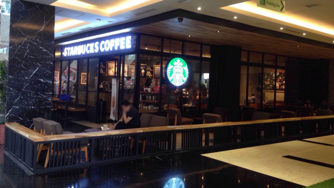 Dua Karyawan Cabul Starbucks Pengintip Payudara Ditangkap Polisi
