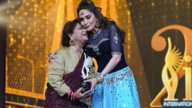 Bollywood Kembali Berduka, Koreografer Veteran Saroj Khan Meninggal Dunia (Foto Instagram)
