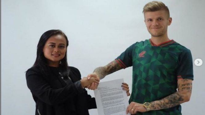 Patteri Pannanen tanda tangani kontrak dengan PS TIRA