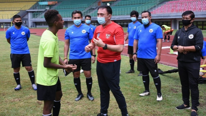 Ketum PSSI Kasih Arahan Pemain Timnas U-16