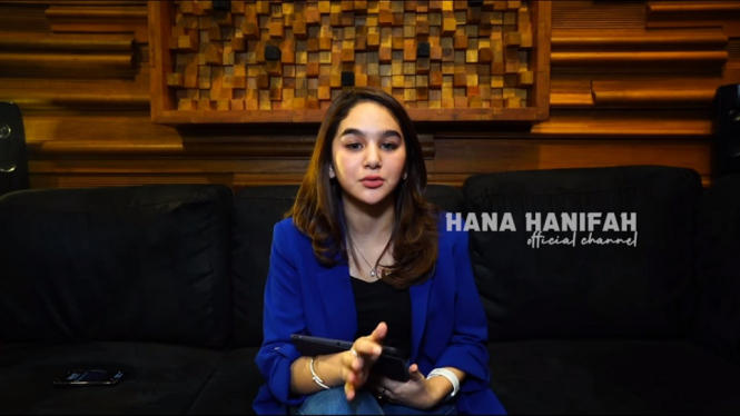 Ini Kata Hana Hanifah Soal Transfer Uang Rp20 Juta Saat Dirinya Ditangkap di Kamar Hotel (Foto Tangkap Layar Video Youtube)