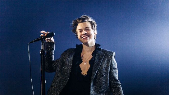 Satu Dekade One Direction, Harry Styles Tulis Pesan Menyentuh (Foto: Billboard)