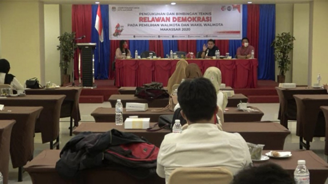 ratusan petugas PPDP KPU Makassar reaktif covid-19