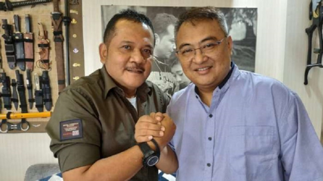 CEO Arema Agoes Soerjanto dan GM Arema Ruddy Widodo HUT ke 33