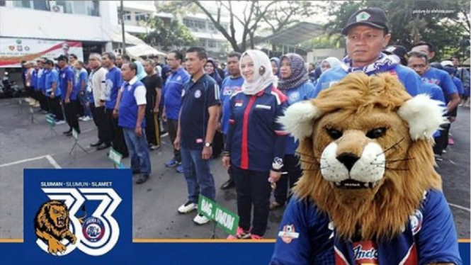 HUT Ke 33 ASN Kota Malang Pakai Atribut Arema