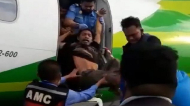 Video Viral Orang Gila Masuk ke Dalam Pesawat Citilink Bikin Repot Petugas (Foto Tangkap Layar Video Instagram)