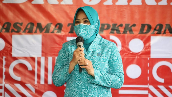 Ketum Tim Penggerak PKK Pusat Minta Masyarakat Tak Anggap Remeh Covid-19 (Foto Puspen Kemendagri)