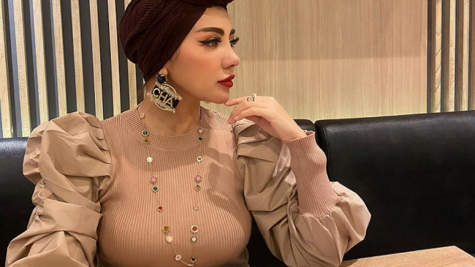 Aktris dan Penyanyi Bella Shofie Mantap Berhijab, Ini Alasannya (Foto Instagram)