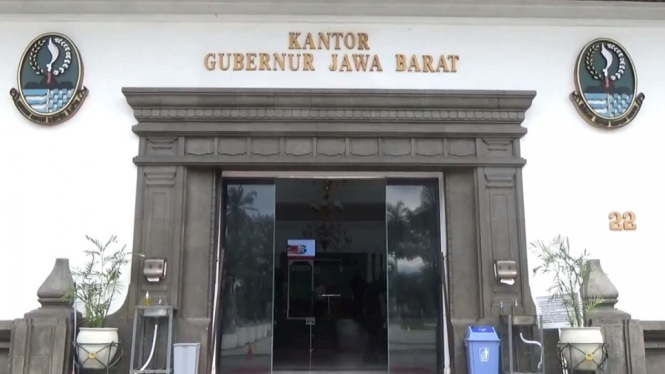 GEDUNG SATE