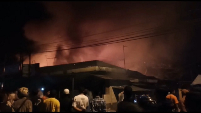 pasar cepogo terbakar