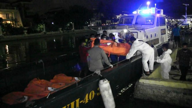 penemuan 5 mayat di kapal nelayan