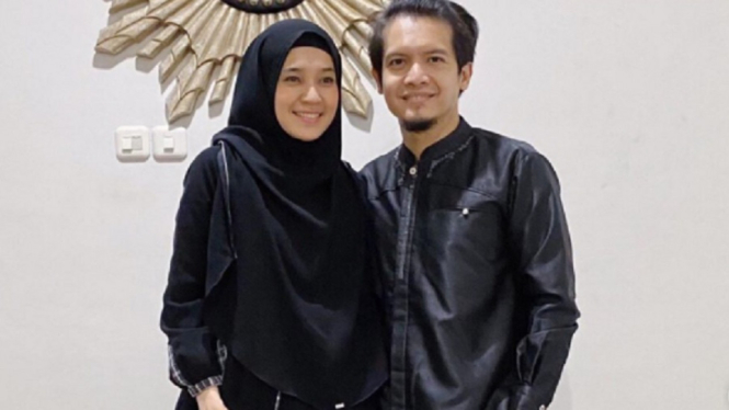 Jenguk Baby Air, Dimas Seto dan Dhini Aminarti Didoakan Segera Dapat Momongan (Foto: Instagram/@dimasseto_1)