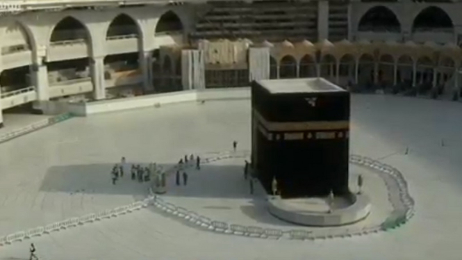 kabah1