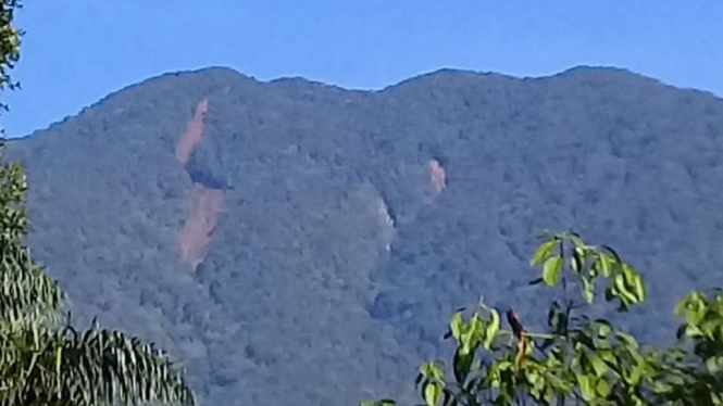 Heboh Fenomena Gunung Salak Bogor Terbelah, Ini Kata BNPB (Foto Dok. Istimewa)