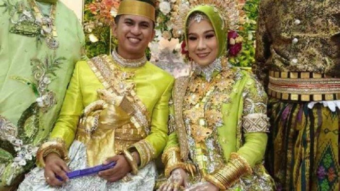 Dinikahi Lurah, Perempuan Ini Dapat Mas Kawin Senilai Rp 3 Miliar (Foto Instagram)