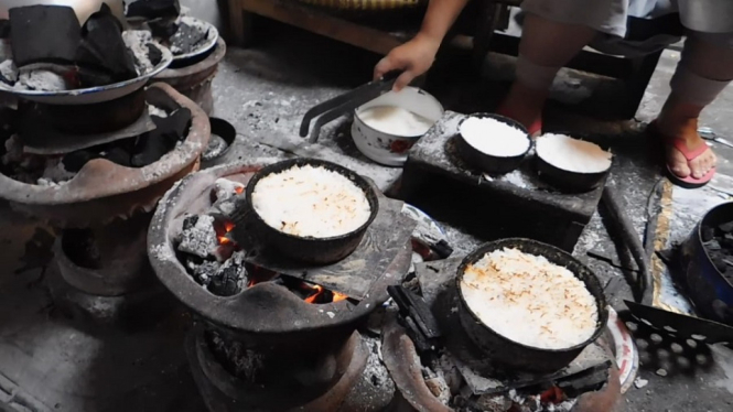 Kue Sagon Khas Wonosobo, Unik Membuatnya Bikin Laper Aromanya