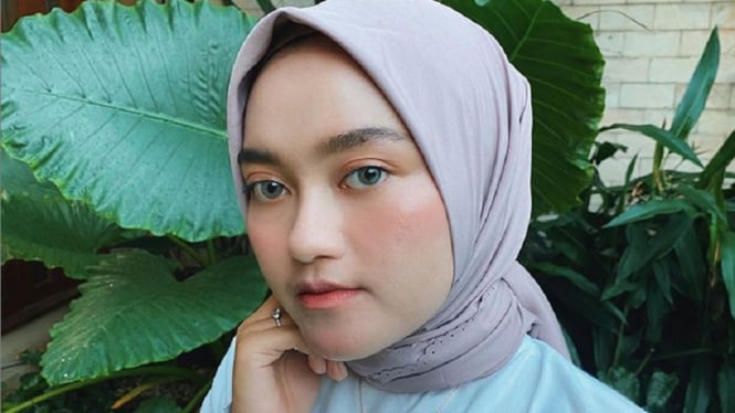 Dikatain Jelek, Beauty Vlogger Indira Kalistha Beri Tanggapan Bijak (Foto: Instagram/@indirakalistha)