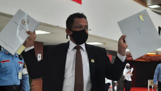 DPR RI Serahkan Naskah Final UU Omnibus Law Cipta Kerja ke Pemerintah Pusat